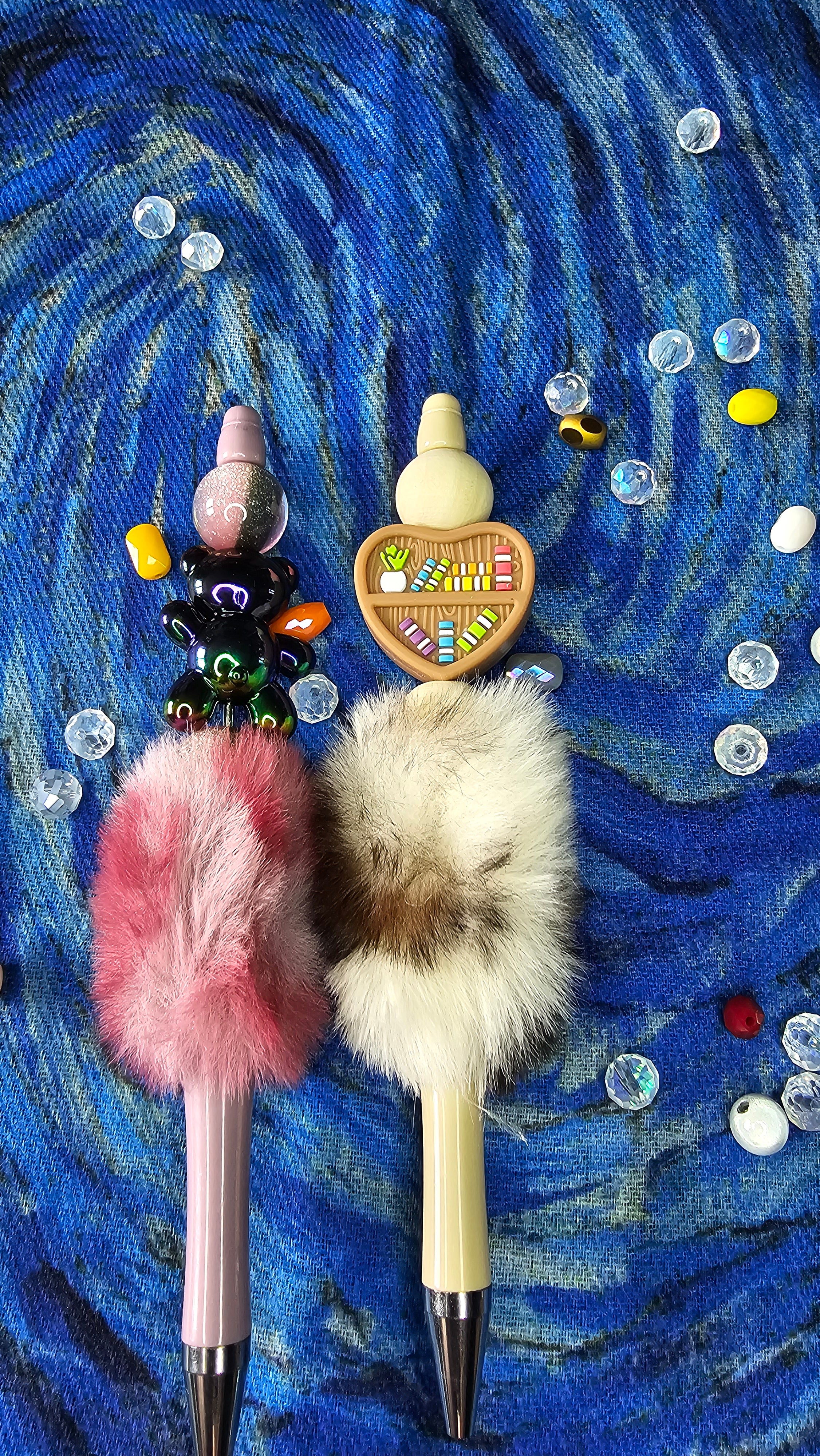 Decorative fluffy pens